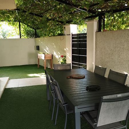 Villa J Et V Bédarrides 外观 照片